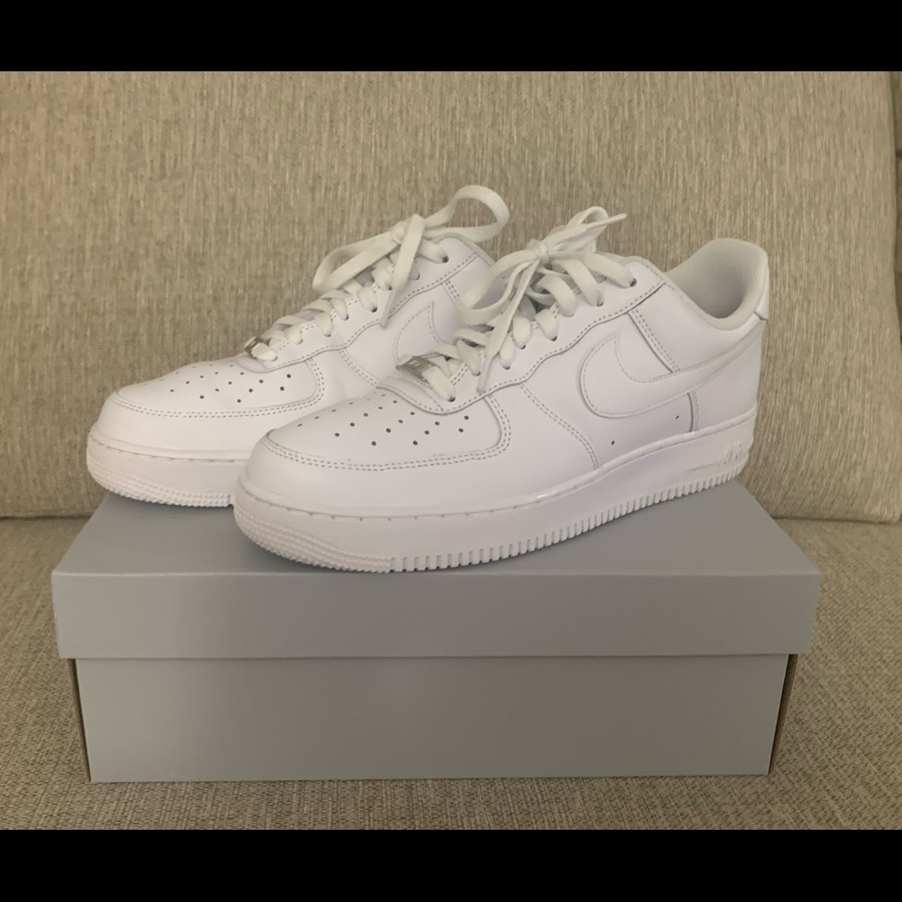 NIKE AIR FORCE 1, WHITE, MEN, SIZE 11.5